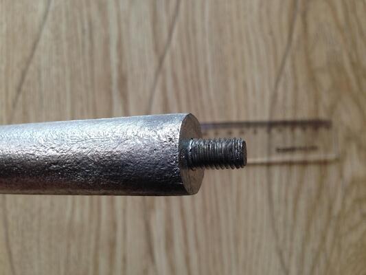 Υψηλή αντοχή σε αντίκτυπο Άξονες ανόδου μαγνησίου Άξονες άξονες με ή χωρίς ατσάλινη πρίζα Αειφόρες λύσεις πρόληψης της διάβρωσης