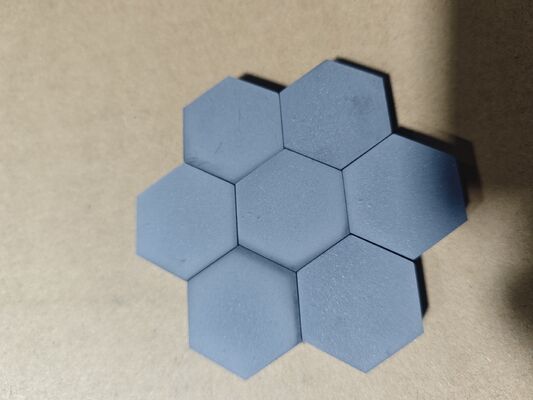 Βαλλιστικό πλακίδιο καρβιδίου βορίου - NIJ Level IV Ultra-Light Hexagonal 100x100mm Ceramic Strike Face
