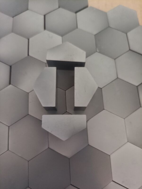 Pressureless Sintered Silicon Carbide Ceramic Tile SW60mm Hexagonal 10mm Thickness Ballistic Armor Plate